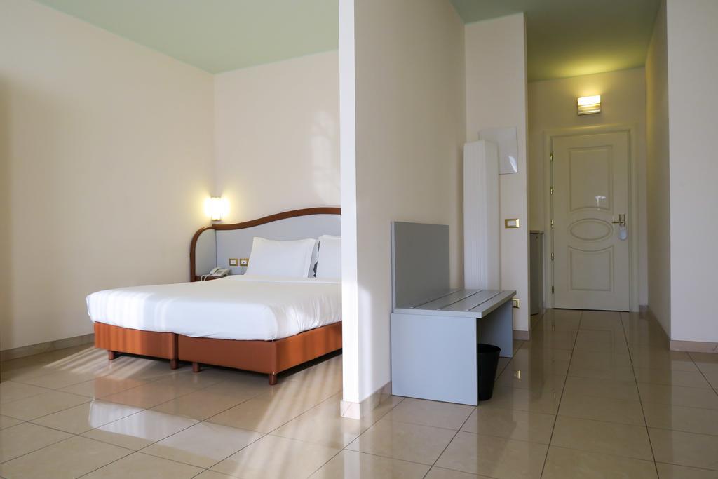 Hotel Verdi Vicenza Esterno foto