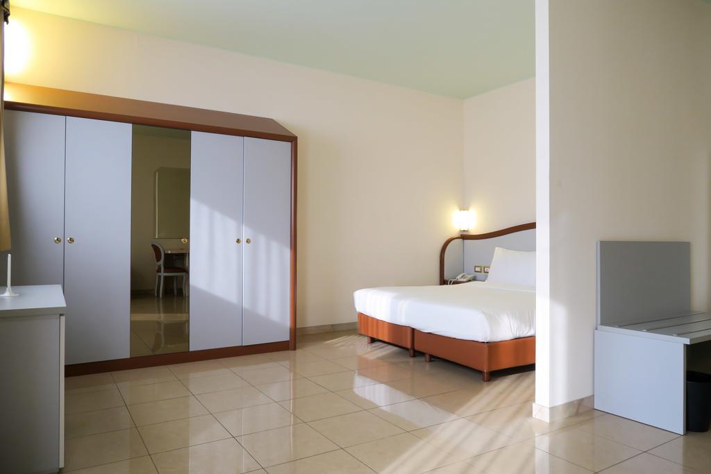 Hotel Verdi Vicenza Esterno foto